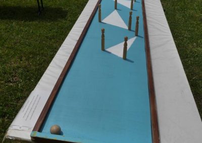 Tombe la quille - jeu d'adresse
